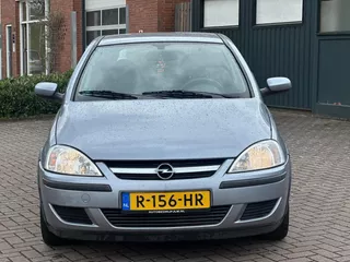 Opel Corsa 1.0-12V Essentia